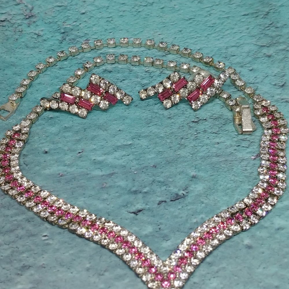 Silver Toned Rhinestone Chevron Necklace